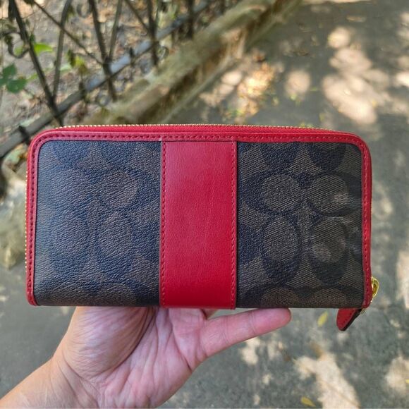 Coach Signature Colorblock Coated Canvas w/ Leather Accordion Zip Wallet #54630 - Picture 2 of 9